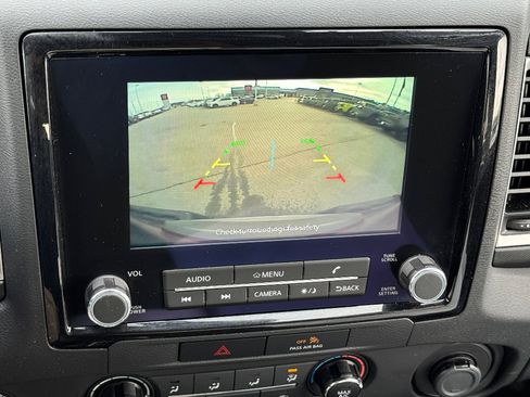 Used 2023 Nissan Frontier SV w/ Technology Package image 16