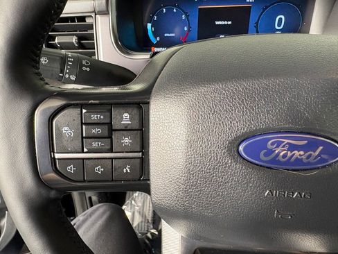 Certified 2025 Ford F150 Platinum w/ FX4 Off-Road Package AWD/4WD image 23