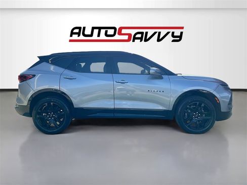 Used 2024 Chevrolet Blazer RS w/ Driver Confidence II Package image 8