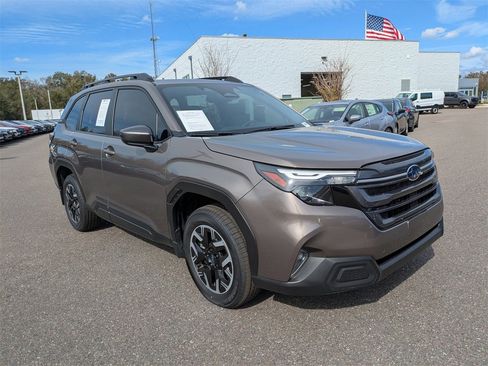 Certified 2025 Subaru Forester Premium w/ Convenience Package #2 image 2