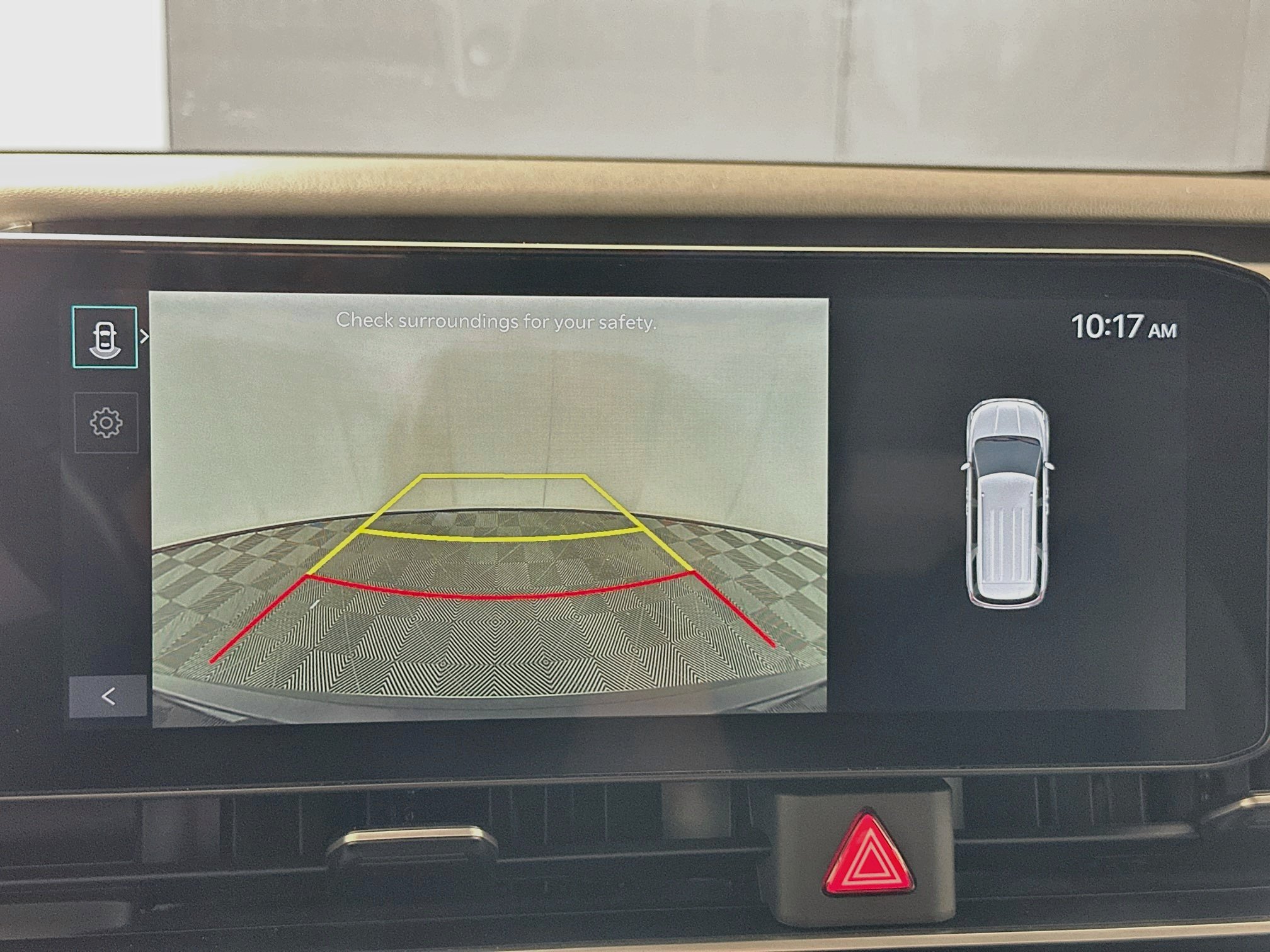 Used 2025 Kia Carnival FWD image 23