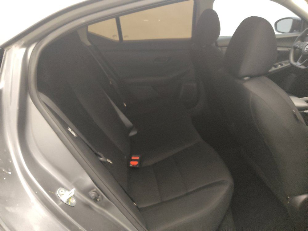 Used 2024 Nissan Sentra S FWD image 19
