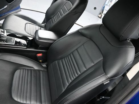 Used 2023 Kia Sportage SX image 9