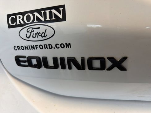 Used 2024 Chevrolet Equinox RS w/ LPO, Floor Liner Package FWD image 8