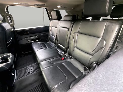 Used 2024 Toyota Sequoia SR5 w/ TRD Off-Road Package AWD/4WD image 38