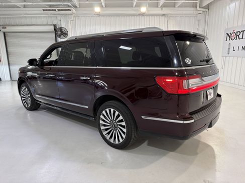 Used 2019 Lincoln Navigator L Reserve image 3