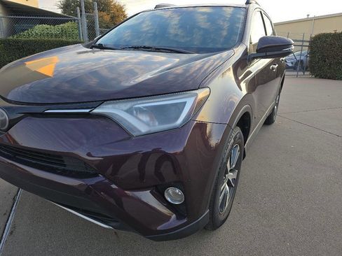 Used 2018 Toyota RAV4 XLE w/ Plus Extra Value Package image 35