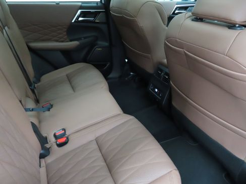 New 2026 Mitsubishi Outlander SEL image 23