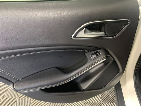 Used 2019 Mercedes-Benz GLA 250 4MATIC image 30