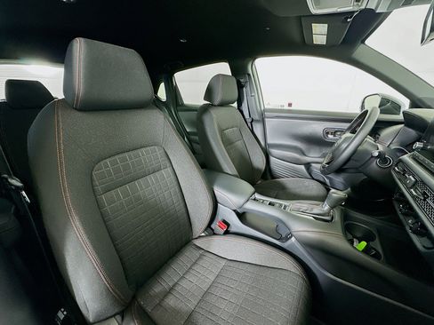 Used 2025 Honda HR-V Sport image 29