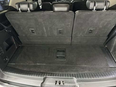 Used 2018 Ford Expedition Platinum image 29