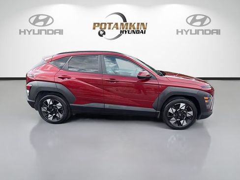 Certified 2024 Hyundai Kona SEL w/ Convenience Package FWD image 4