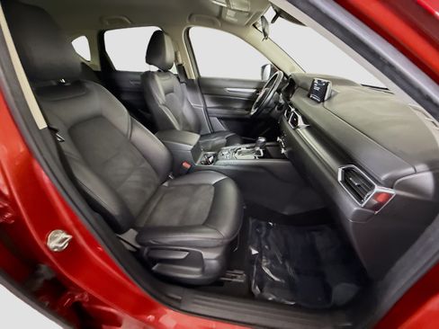 Used 2020 MAZDA CX-5 Touring FWD image 29
