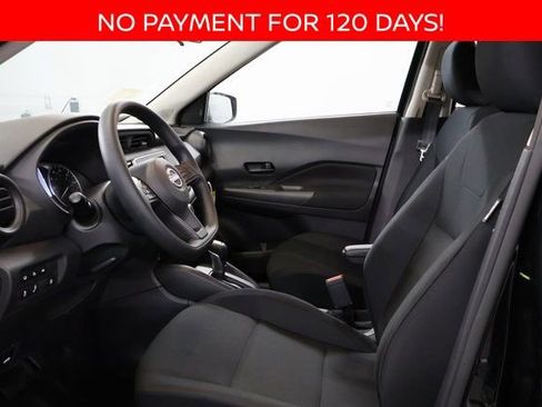 New 2025 Nissan Kicks Play S image 11
