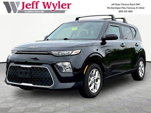 Used 2022 Kia Soul LX w/ Technology Package FWD image 1