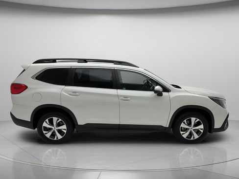 Used 2023 Subaru Ascent Premium w/ Convenience Package AWD/4WD image 3