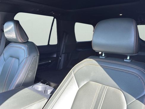 Used 2022 Ford Expedition Timberline image 10