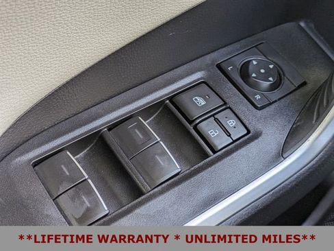 Used 2023 Toyota RAV4 Limited image 27