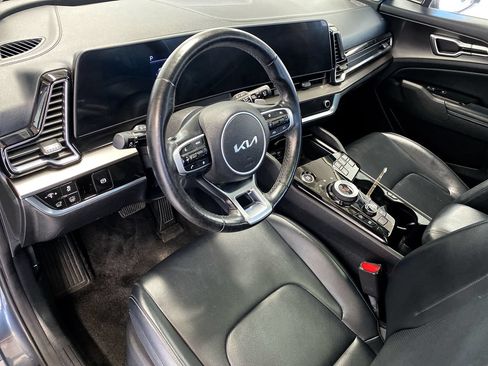Certified 2023 Kia Sportage EX w/ EX Premium Package AWD/4WD image 21