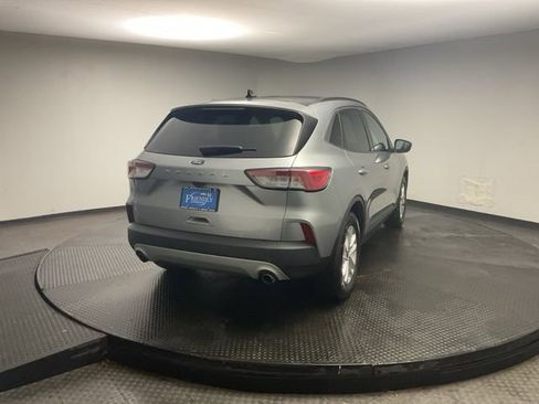 Used 2021 Ford Escape SE w/ Cold Weather Package image 8