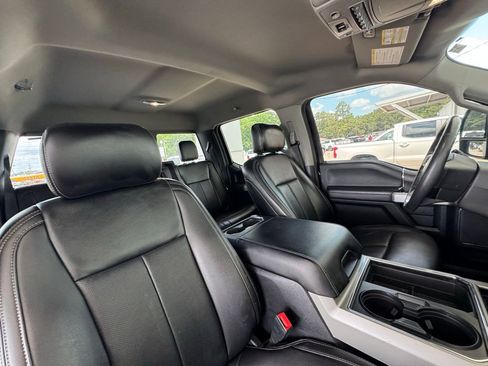 Used 2021 Ford F250 Lariat w/ Lariat Ultimate Package AWD/4WD image 19