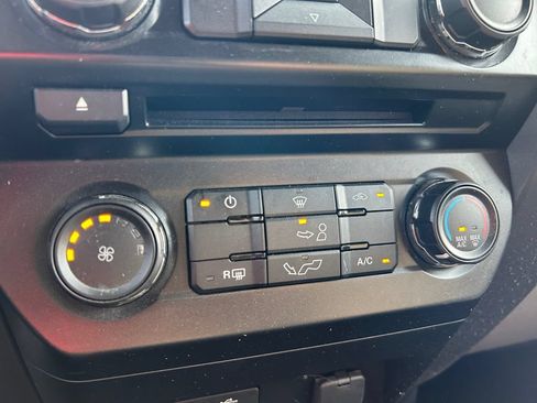 Used 2015 Ford F150 XLT w/ Equipment Group 301A Mid RWD image 29