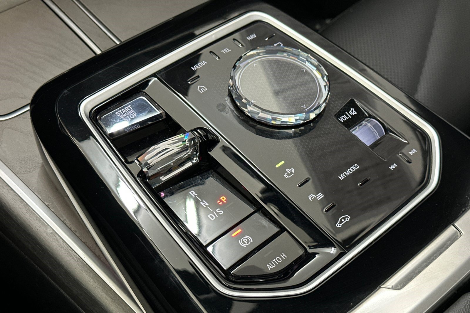 Used 2023 BMW 740i RWD image 17