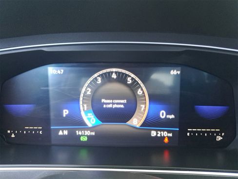 Certified 2022 Volkswagen Tiguan SE image 22