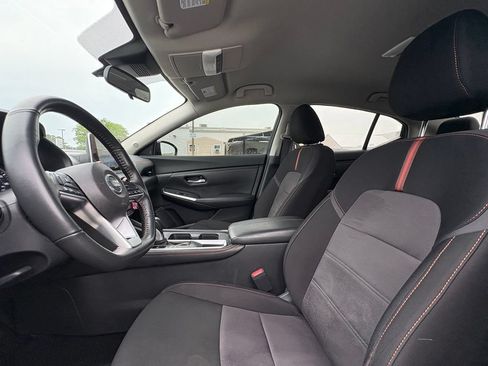 Used 2022 Nissan Sentra SR FWD image 9