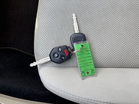 Used 2013 Subaru Crosstrek 2.0i Premium image 17