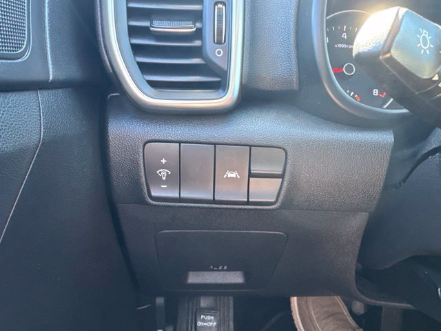 Used 2020 Kia Sportage LX AWD/4WD image 24