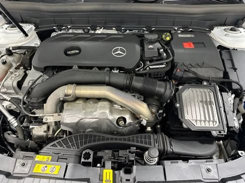 Certified 2024 Mercedes-Benz GLB 250 4MATIC image 10