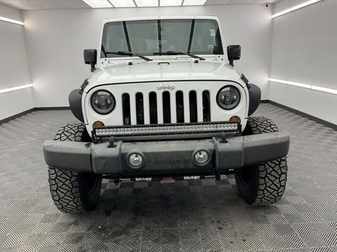 Used 2013 Jeep Wrangler Unlimited Sport image 2