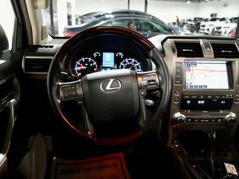 Used 2014 Lexus GX 460 w/ Premium Package image 17