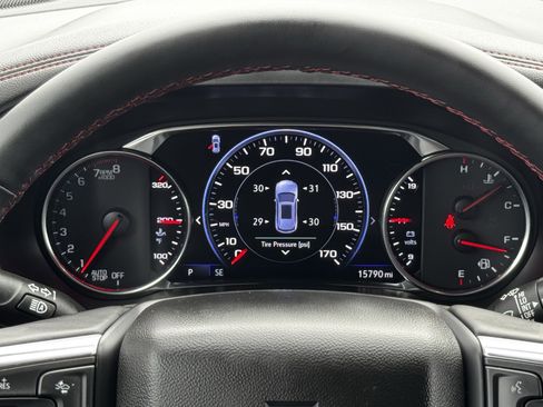 Used 2025 Chevrolet Blazer RS image 16