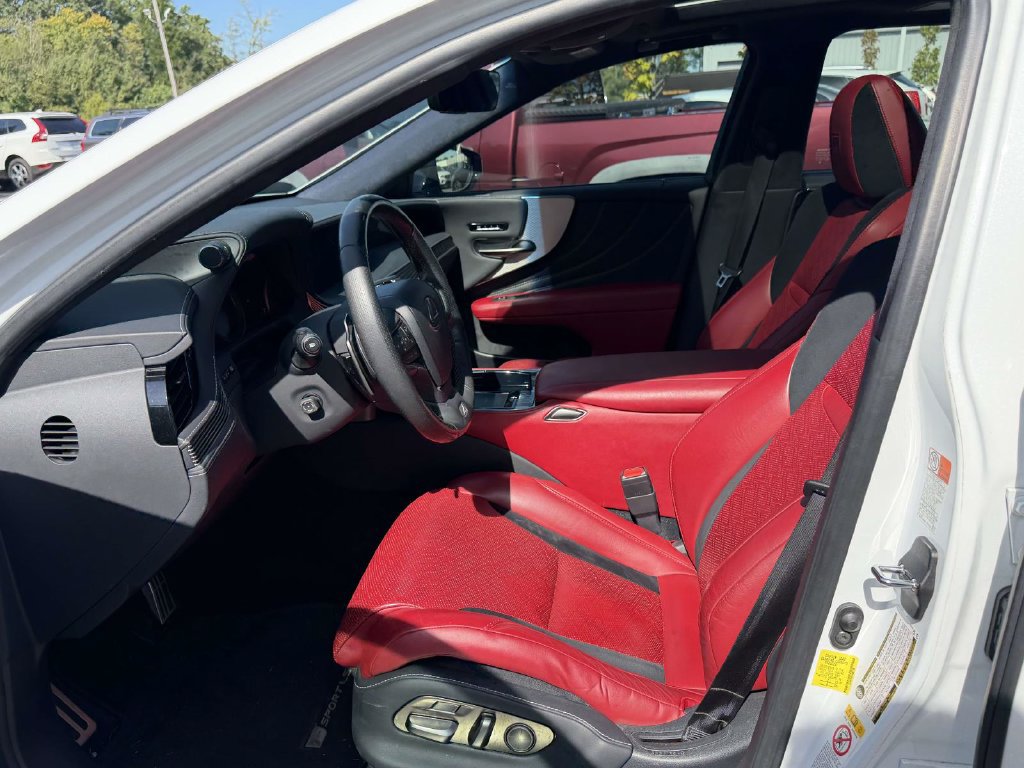 Used 2018 Lexus LS 500 F Sport w/ Cold Weather Package (CK) RWD image 5