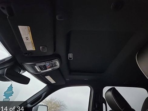 Used 2025 RAM 2500 Laramie w/ Night Edition image 10