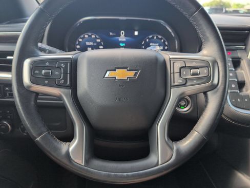 Used 2023 Chevrolet Tahoe Premier AWD/4WD image 12