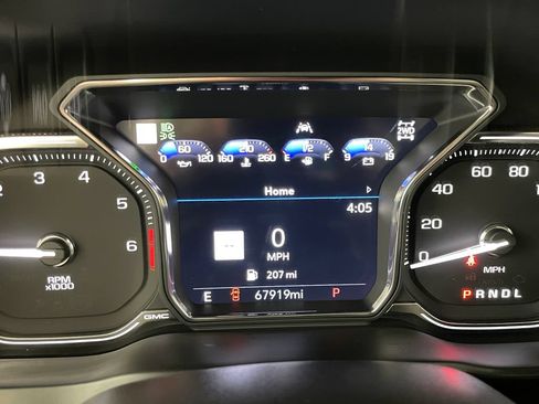 Certified 2022 GMC Sierra 1500 AT4 w/ AT4 Premium Package AWD/4WD image 32