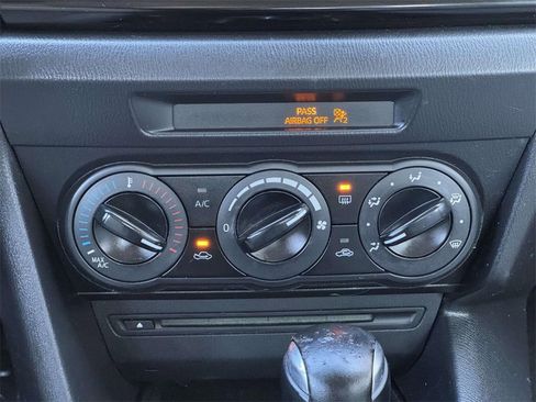 Used 2014 MAZDA MAZDA3 i Sport image 4