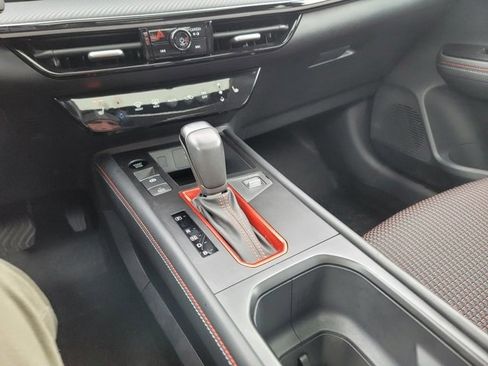 Used 2025 Nissan Kicks SR w/ SR Premium Package image 33