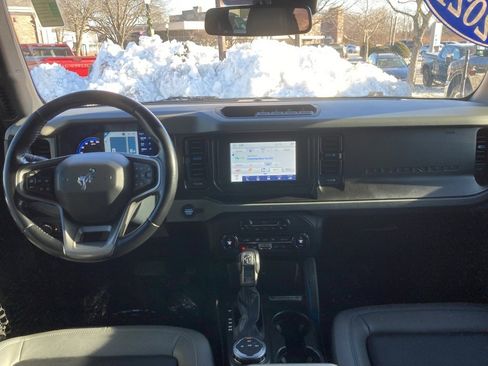 Used 2021 Ford Bronco Black Diamond image 14