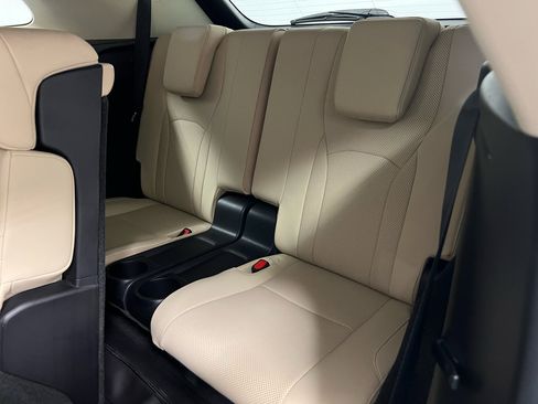 Used 2022 Lexus RX 350L FWD w/ Premium Package image 11