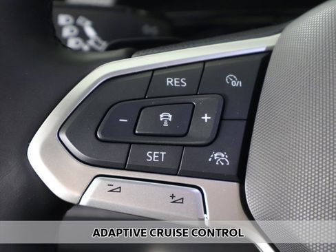 New 2024 Volkswagen Atlas Cross Sport SEL R-Line AWD/4WD image 5