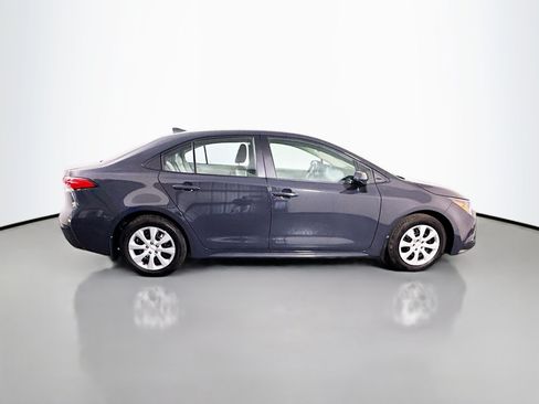 Used 2025 Toyota Corolla LE FWD image 11