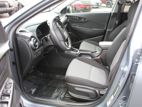 Used 2021 Hyundai Kona SE FWD image 9