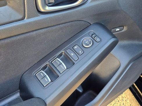 Used 2023 Honda Civic Sport image 22