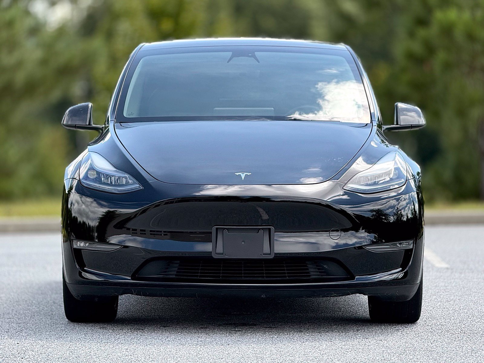 Used 2023 Tesla Model Y Long Range AWD/4WD image 3