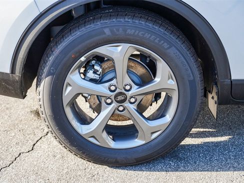 Used 2025 Ford Escape ST-Line w/ Equipment Group 301A image 11