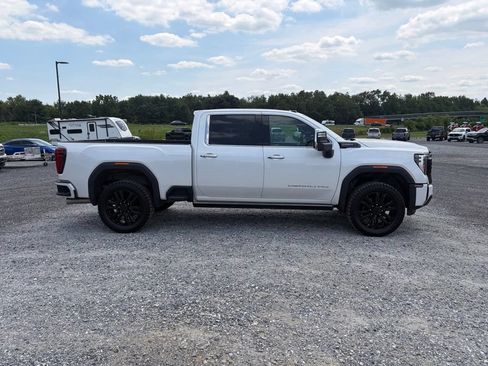 Used 2025 GMC Sierra 2500 Denali Ultimate AWD/4WD image 14